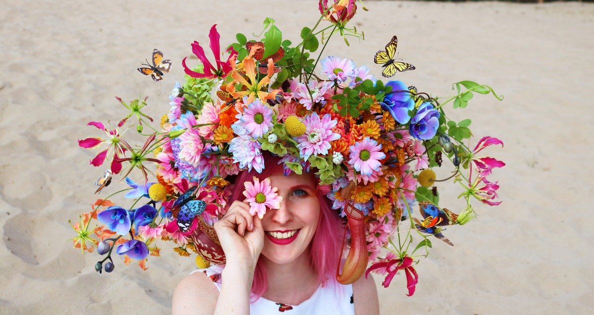 Design by Sandra Attema for a previous Fusion Flowers magazine competition for Just Chrys